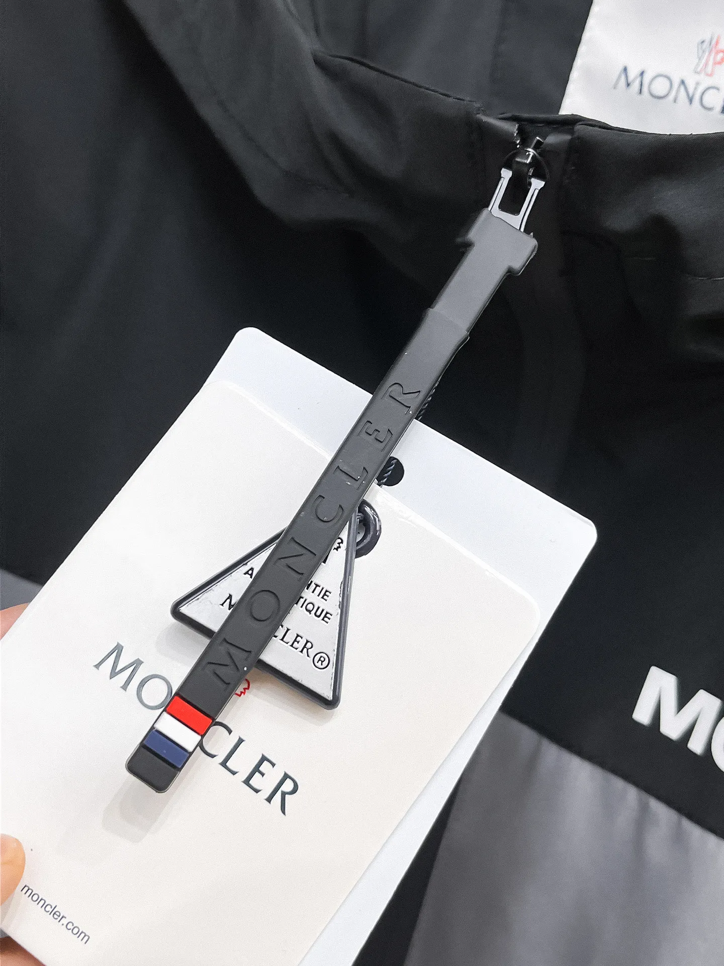 Same Style， ， 2026 New Arrival ，Original Premium Breathable ， ， ， Quality。 ， Sizes：M～3XL